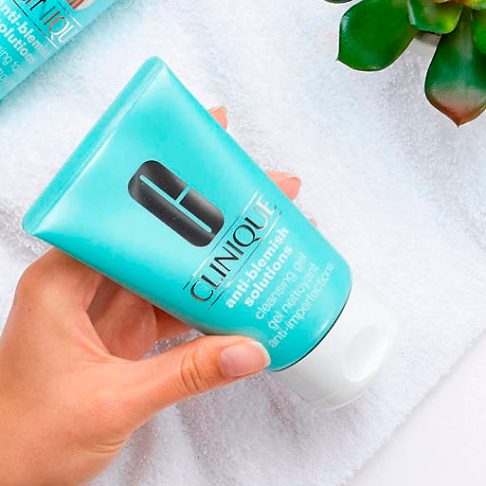clinique-anti-blemish-solutions-cleansing-gel-arte