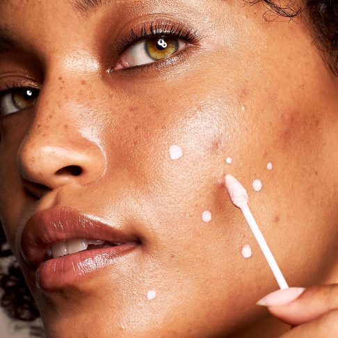 clinique-anti-blemish-solutions-gel-action-purificante-arte3