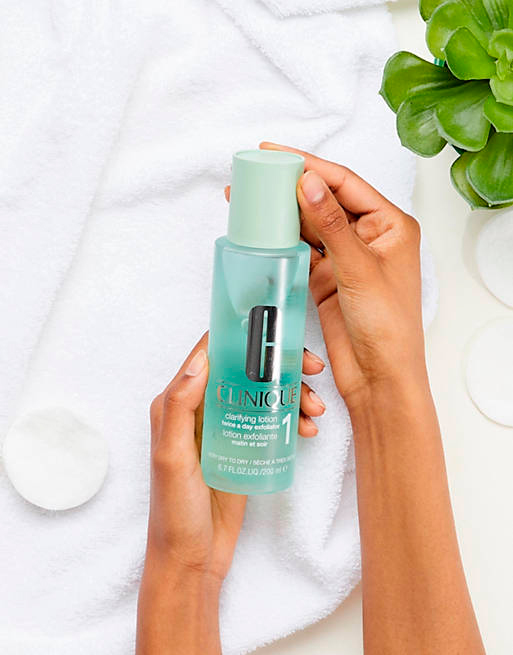 clinique-clarifying-lotion-1-arte