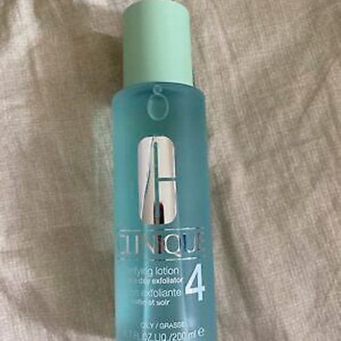 clinique-clarifying-lotion-4-arte3