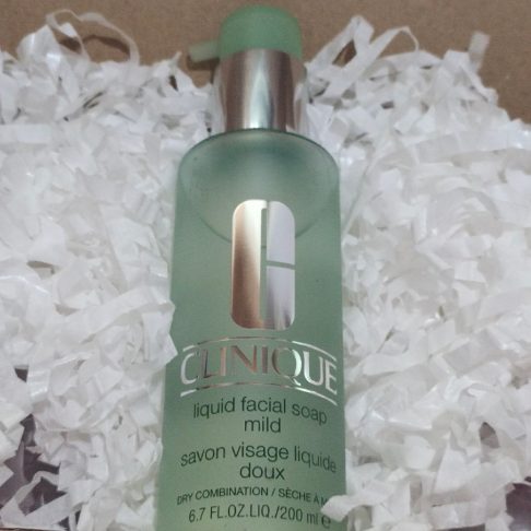 clinique-liquid-facial-soap-mild-arte
