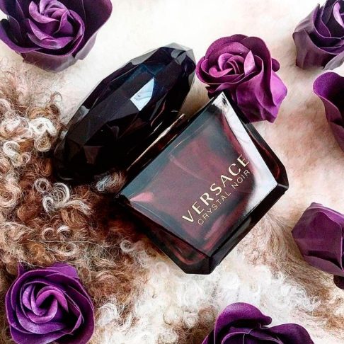 versace-crystal-noir-EDT-arte3