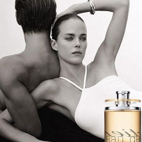 Alternative view of Eau de Cartier Essence D'orange
