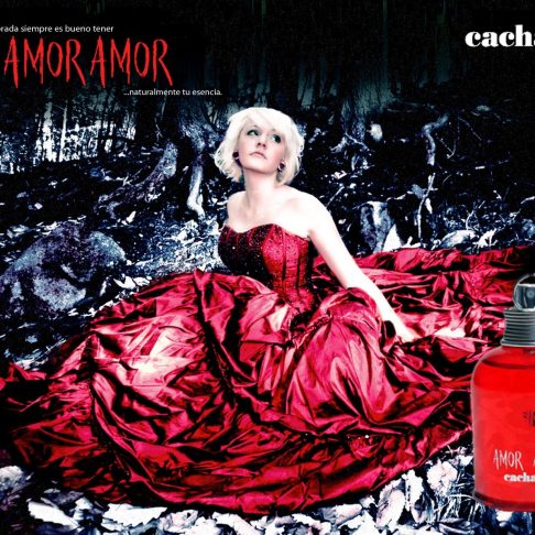 Alternative view of Amor Amor