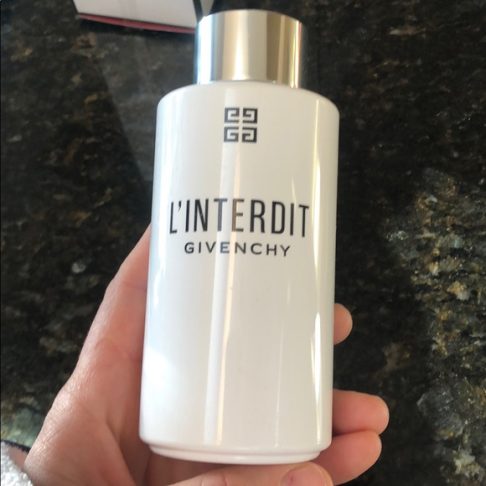 givenchy-linterdit-lotion-hydratante-arte