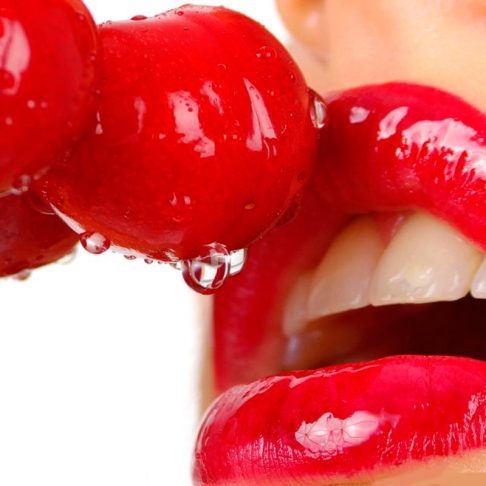 revlon-kiss-balsamo-sweet-cherry