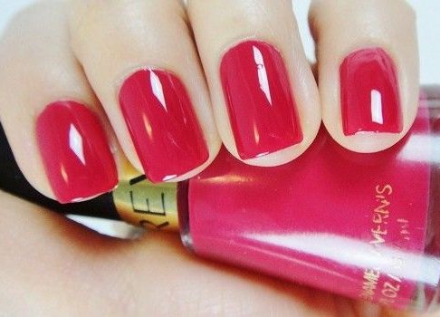 revlon-esmalte-de-uñas-270-cherries-inthe-show