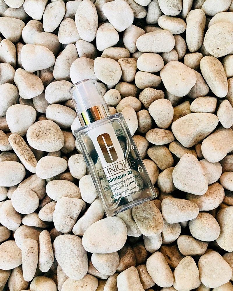 clinique-dramatically-different-hydrating-jelly-ID-arte2