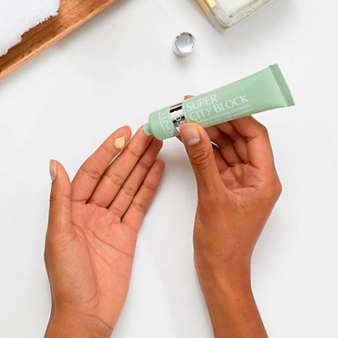 clinique-super-city-block-40-spf-arte