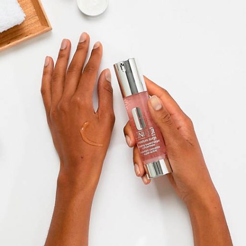 clinique-moisture-surge-hydrating-concentrate-arte2