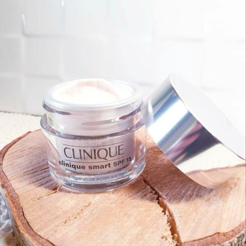 clinique-smart-dia-custon-repair-moisturizer-seca-mixta-arte2