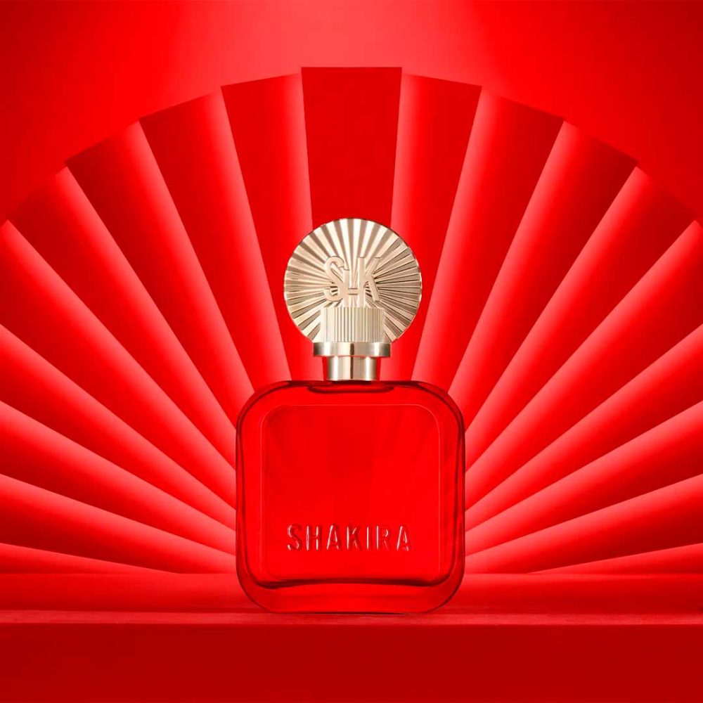 Shakira Rojo - Imagen 3